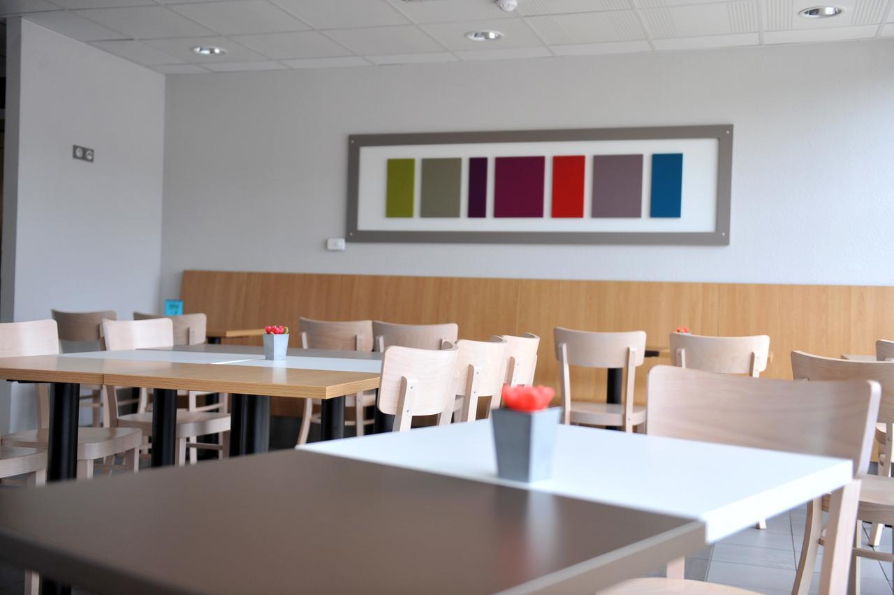 B&B Hotel Saclay Exterior photo